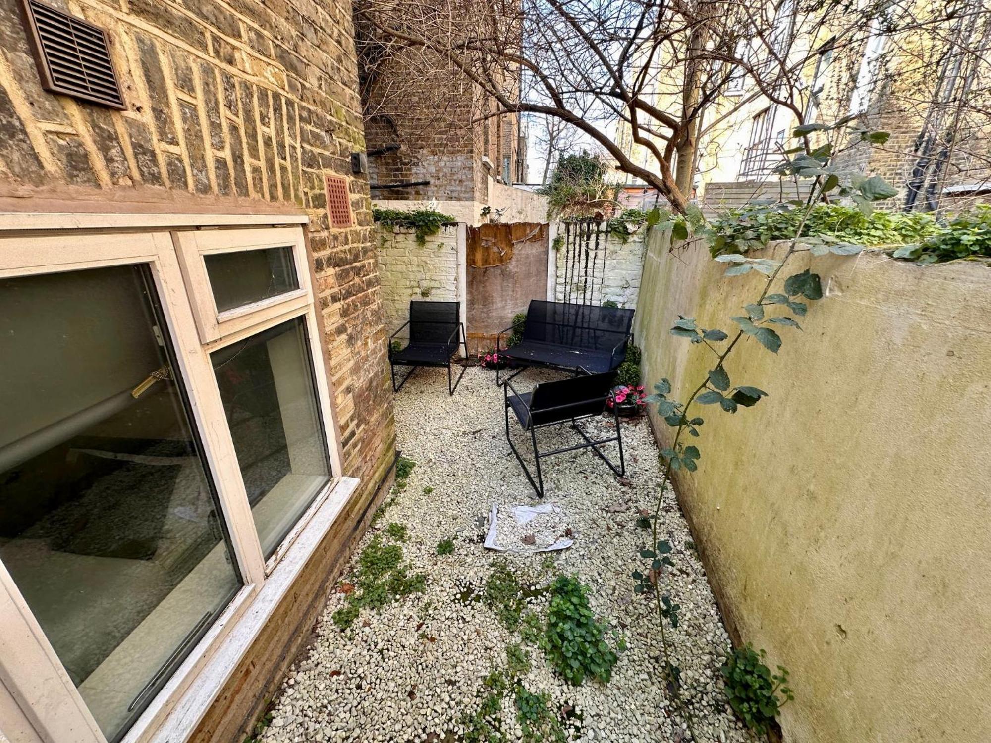 Urban Chic Retreat In Chelsea Apartment London Exterior photo